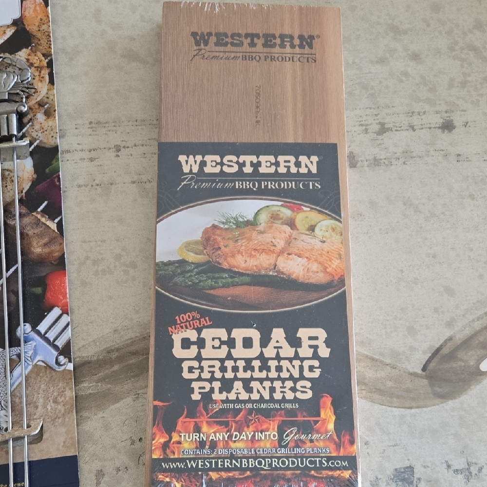 Coastal Kabob Skewers and Cedar Grilling Planks Set NWT - Picture 4 of 8